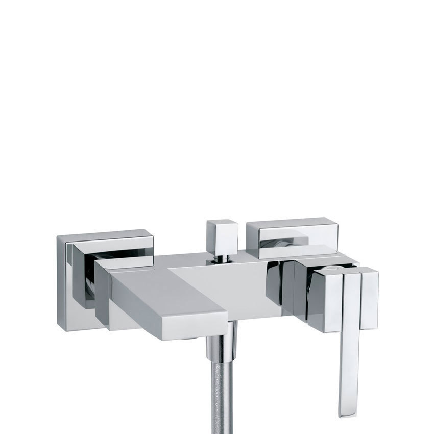 Смеситель для ванны наружнего монтажа однорычажный KUATRO NK 4925S